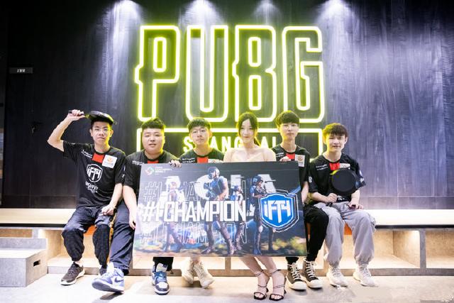 中实现战术 中实现战术